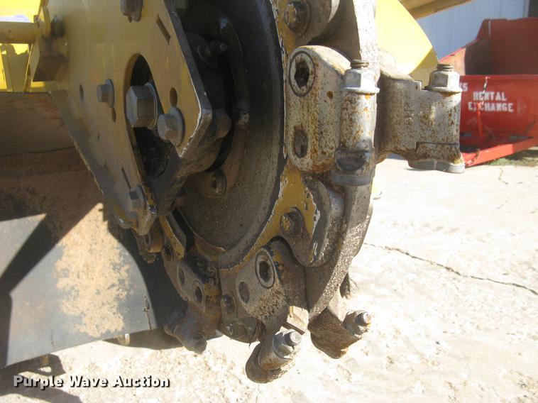 image for item DC2462 2014 Vermeer SC30TX stump grinder