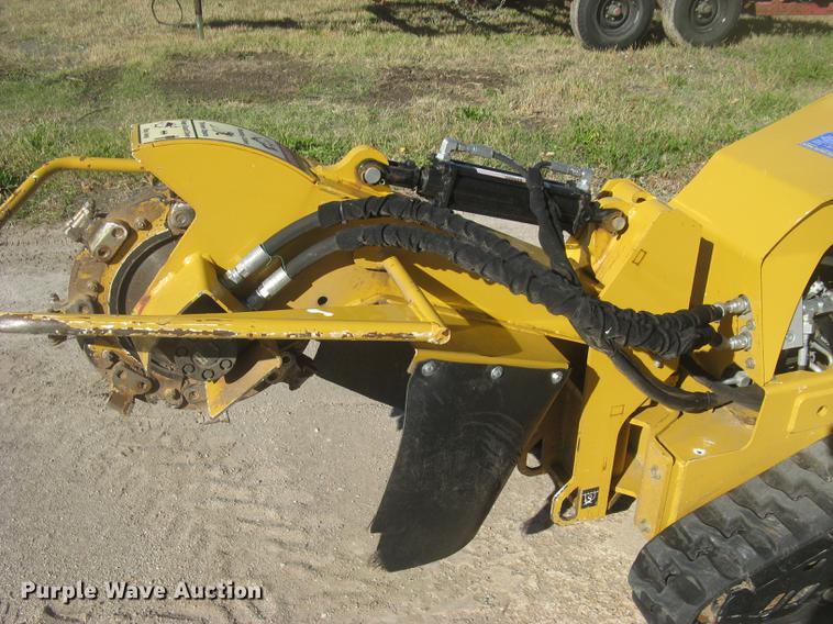 image for item DC2462 2014 Vermeer SC30TX stump grinder