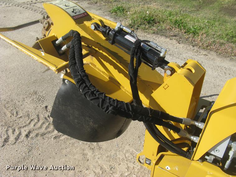 image for item DC2462 2014 Vermeer SC30TX stump grinder