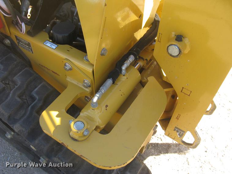 image for item DC2462 2014 Vermeer SC30TX stump grinder