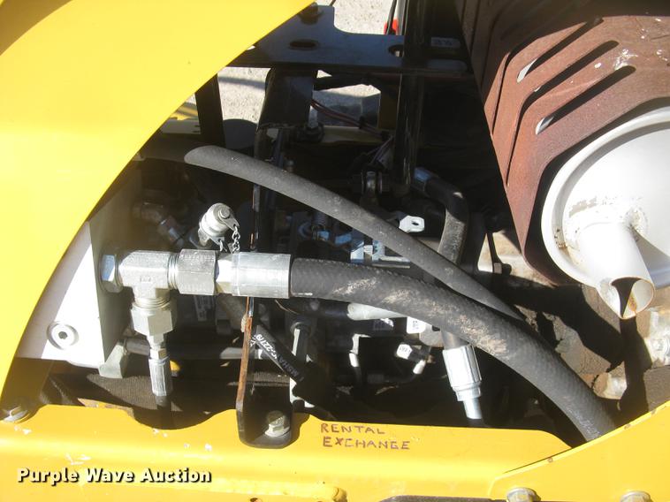 image for item DC2462 2014 Vermeer SC30TX stump grinder