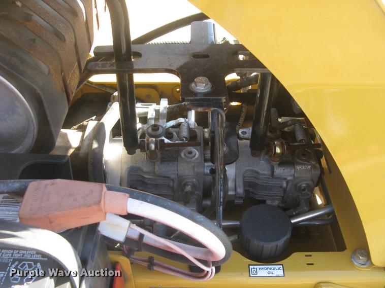 image for item DC2462 2014 Vermeer SC30TX stump grinder