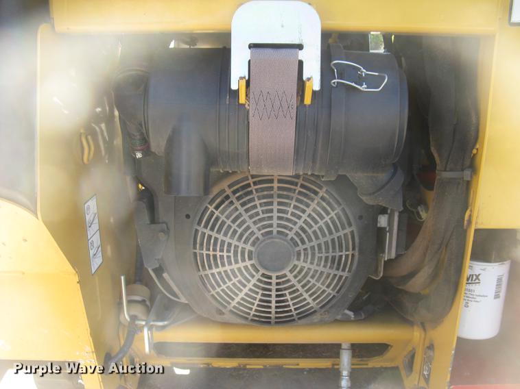 image for item DC2462 2014 Vermeer SC30TX stump grinder