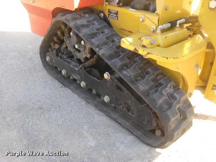 image for item DC2462 2014 Vermeer SC30TX stump grinder