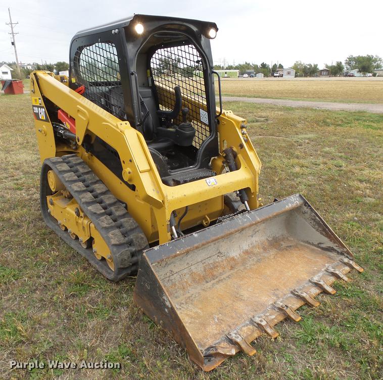 image for item DC3784 2016 Caterpillar 239D skid steer