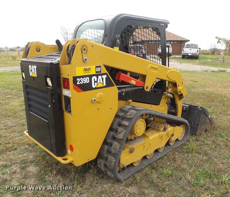 image for item DC3784 2016 Caterpillar 239D skid steer