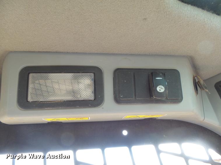 image for item DC3784 2016 Caterpillar 239D skid steer