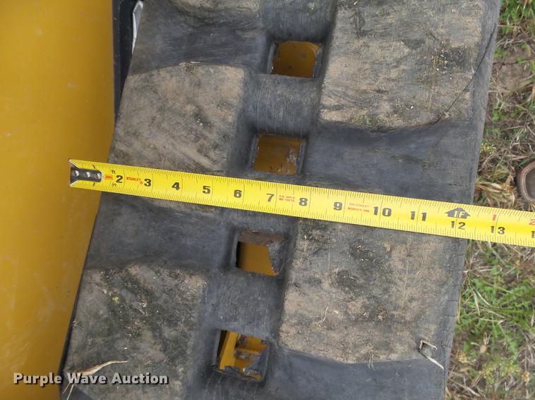 image for item DC3784 2016 Caterpillar 239D skid steer