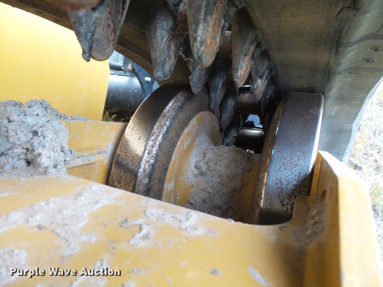 image for item DC3784 2016 Caterpillar 239D skid steer