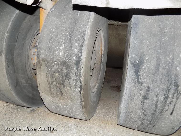 image for item DC4840 Michigan KW-140 pneumatic roller