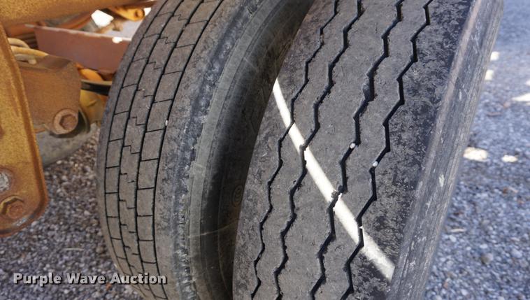 image for item DC5250 1994 Trail King bottom dump trailer