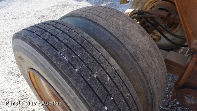 image for item DC5251 1985 Load King bottom dump trailer