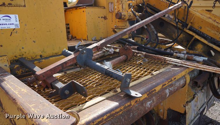 image for item DC5252 Gomaco GT6200 curb machine