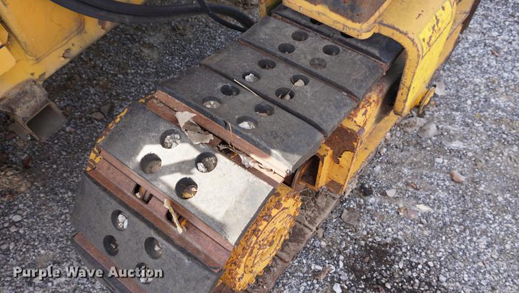 image for item DC5252 Gomaco GT6200 curb machine