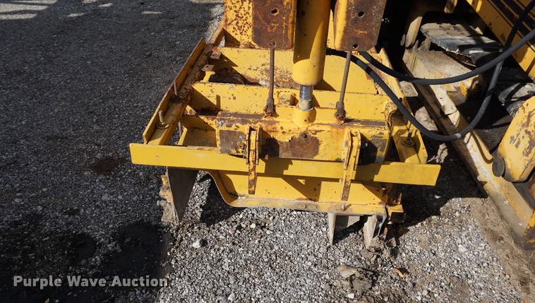 image for item DC5252 Gomaco GT6200 curb machine