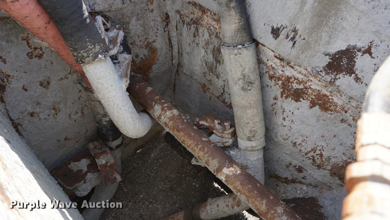 image for item DC5252 Gomaco GT6200 curb machine