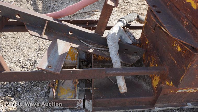 image for item DC5252 Gomaco GT6200 curb machine