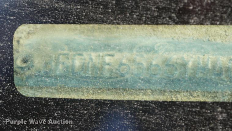 image for item DC5253 2000 Ford F650 flatbed truck