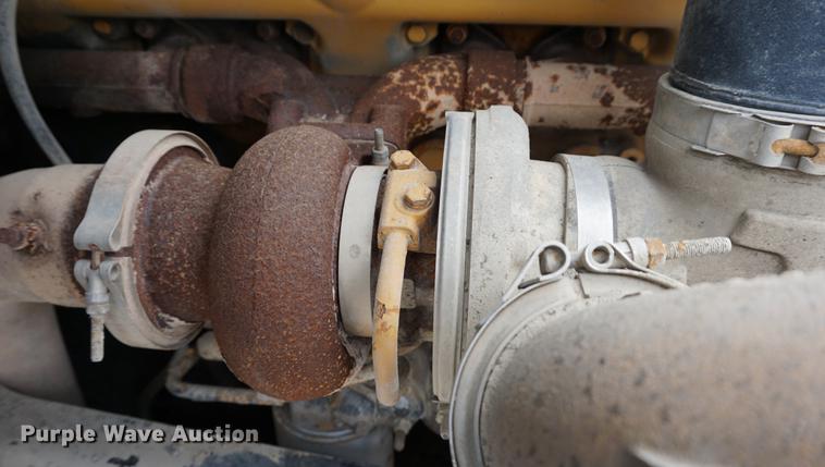 image for item DC5272 2001 Sterling L9500 dump truck