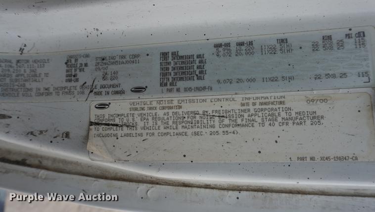 image for item DC5272 2001 Sterling L9500 dump truck