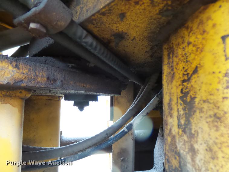 image for item DC6421 1973 Allis Chalmers 940 wheel loader