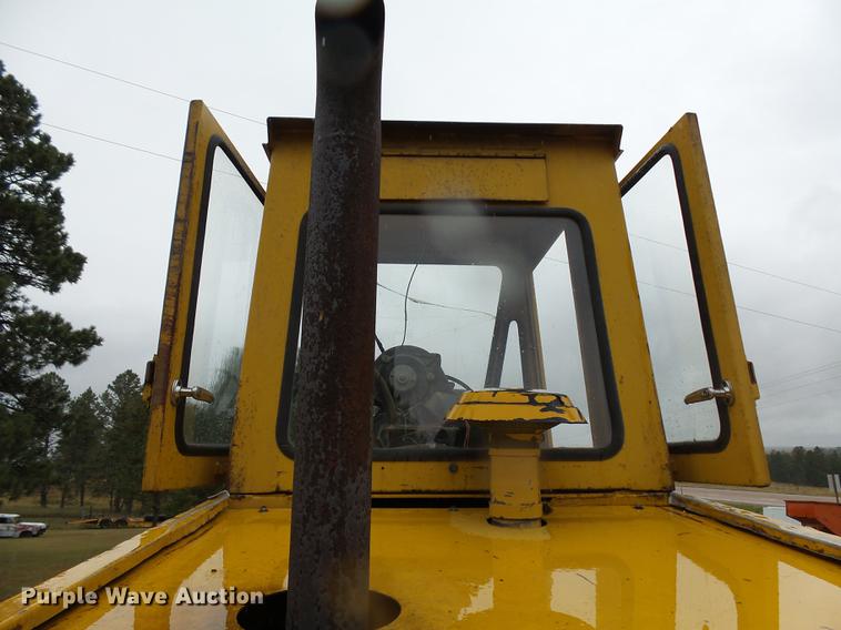 image for item DC6421 1973 Allis Chalmers 940 wheel loader