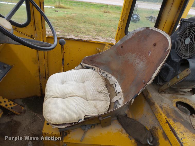 image for item DC6421 1973 Allis Chalmers 940 wheel loader