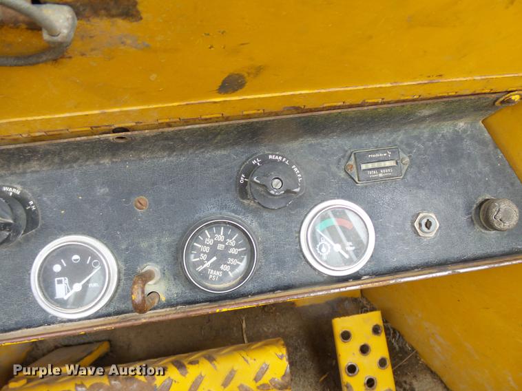 image for item DC6421 1973 Allis Chalmers 940 wheel loader