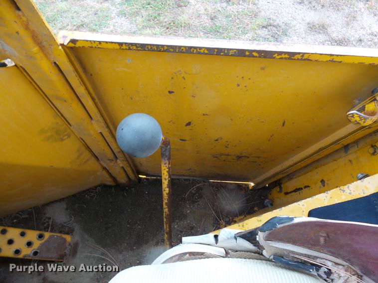 image for item DC6421 1973 Allis Chalmers 940 wheel loader