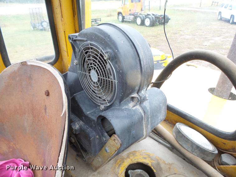 image for item DC6421 1973 Allis Chalmers 940 wheel loader