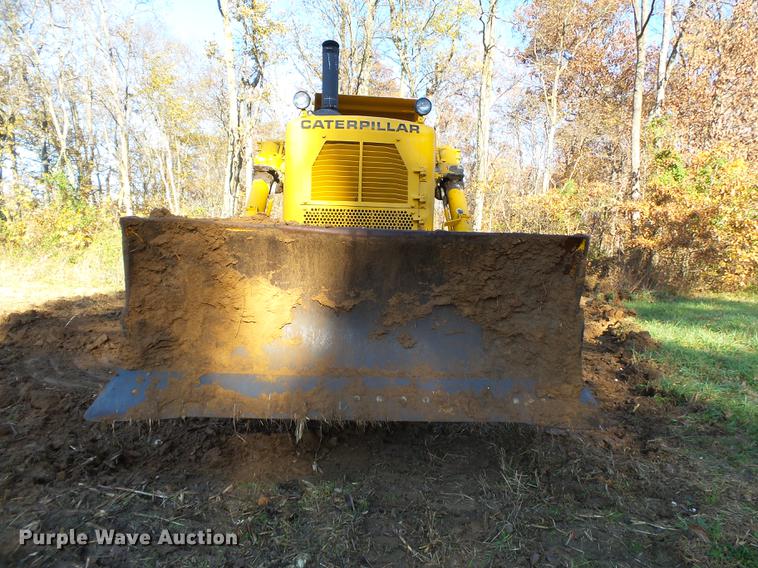 image for item DC6773 1977 Caterpillar D9H dozer