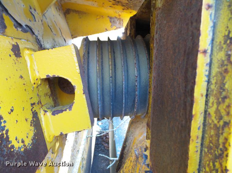 image for item DC6773 1977 Caterpillar D9H dozer