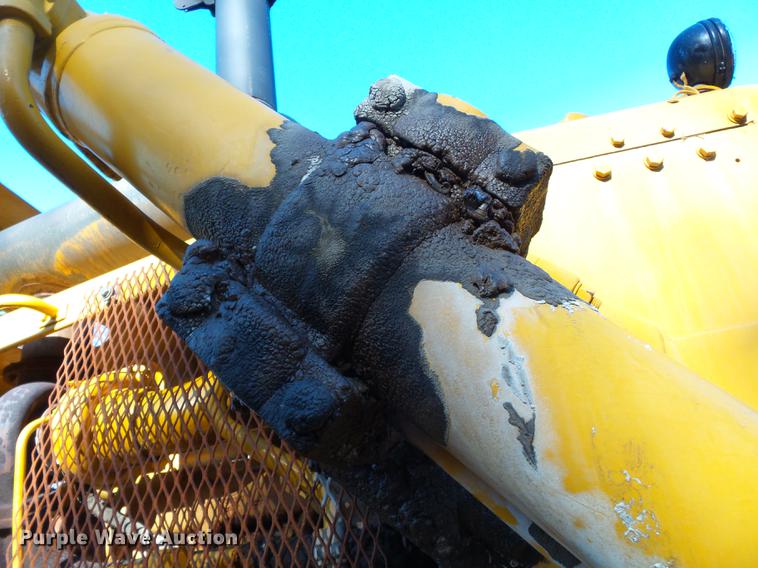 image for item DC6773 1977 Caterpillar D9H dozer