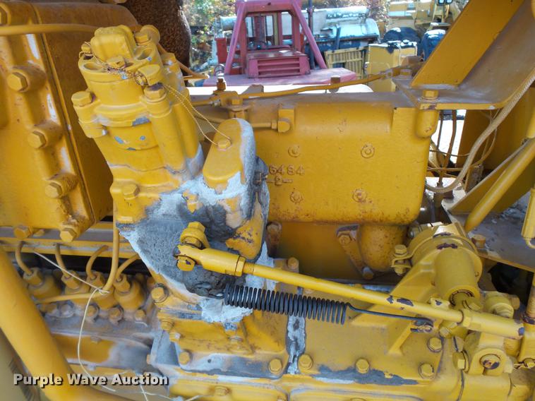 image for item DC6773 1977 Caterpillar D9H dozer
