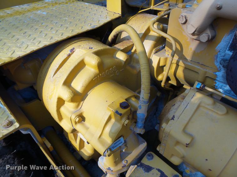 image for item DC6773 1977 Caterpillar D9H dozer