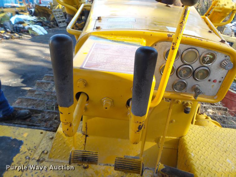 image for item DC6773 1977 Caterpillar D9H dozer