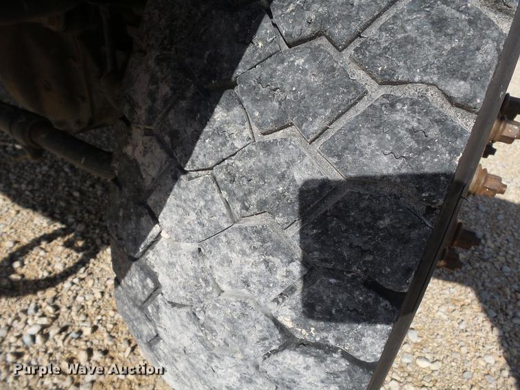 image for item DC6794 2008 Dodge Ram 5500 bucket truck