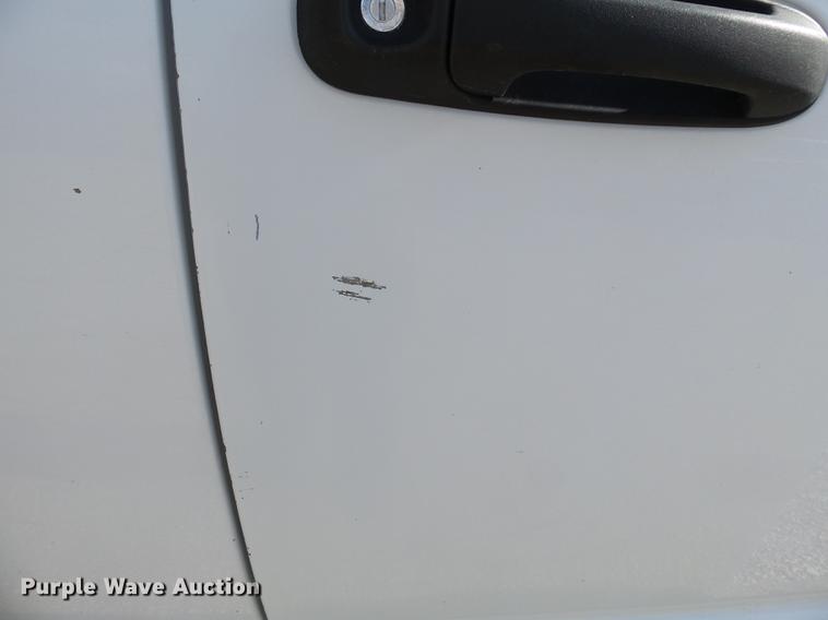 image for item DC6794 2008 Dodge Ram 5500 bucket truck