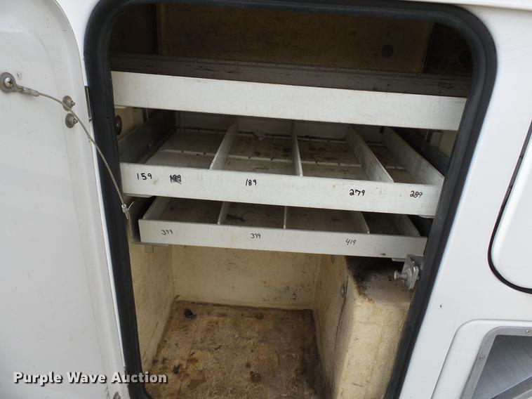 image for item DC6794 2008 Dodge Ram 5500 bucket truck