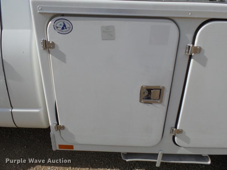 image for item DC6794 2008 Dodge Ram 5500 bucket truck