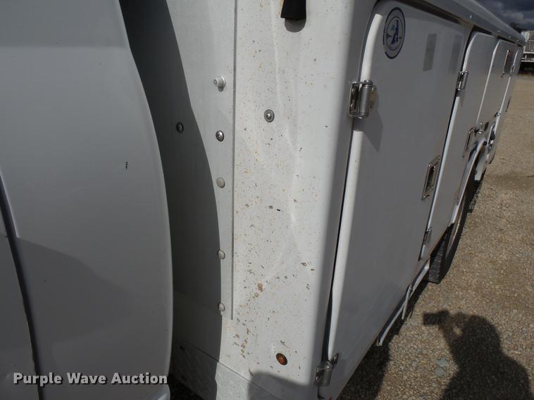 image for item DC6794 2008 Dodge Ram 5500 bucket truck