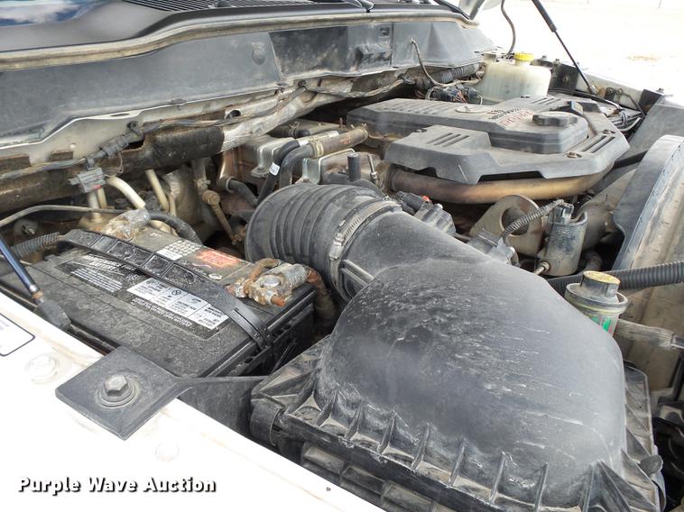 image for item DC6794 2008 Dodge Ram 5500 bucket truck