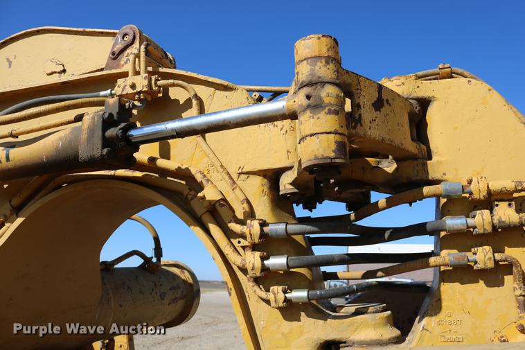 image for item DD0021 1967 Caterpillar 621 conventional scraper