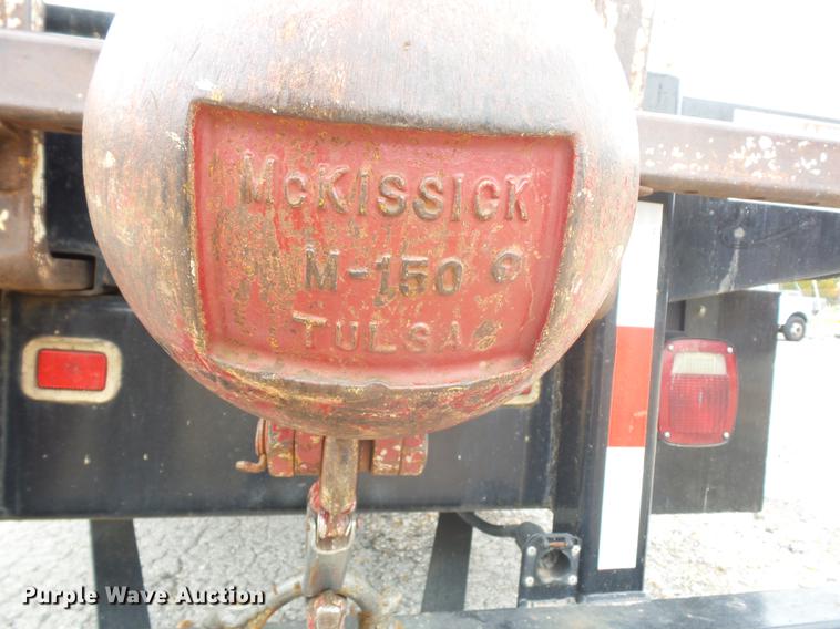 image for item DD9062 1999 Freightliner FL112 crane truck