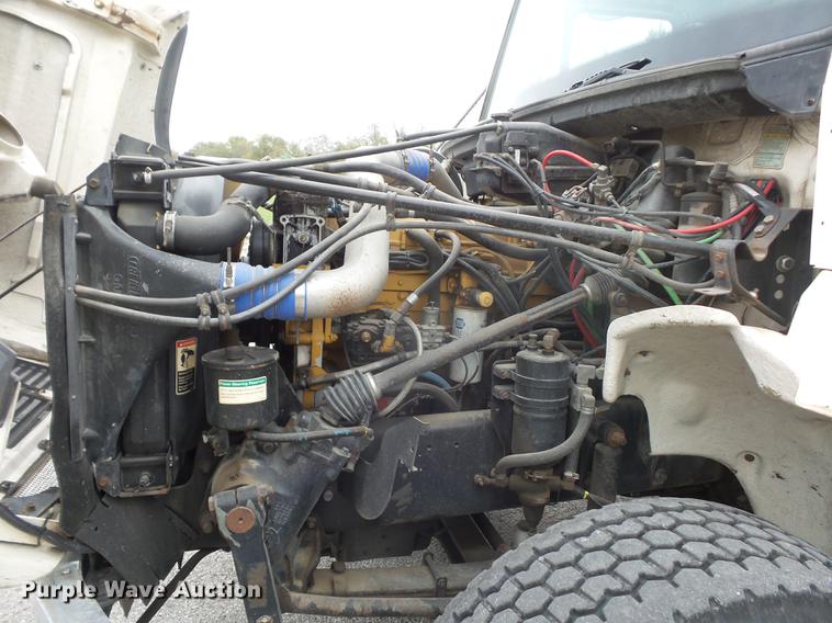 image for item DD9062 1999 Freightliner FL112 crane truck