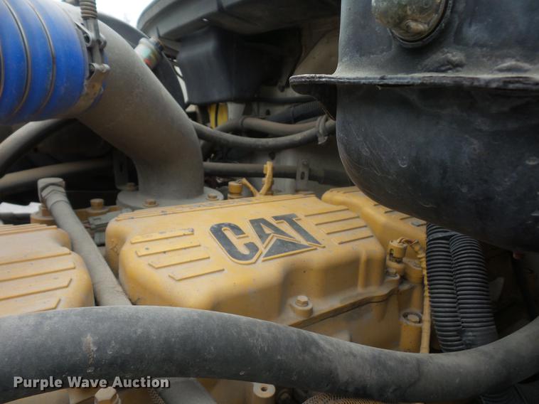 image for item DD9062 1999 Freightliner FL112 crane truck