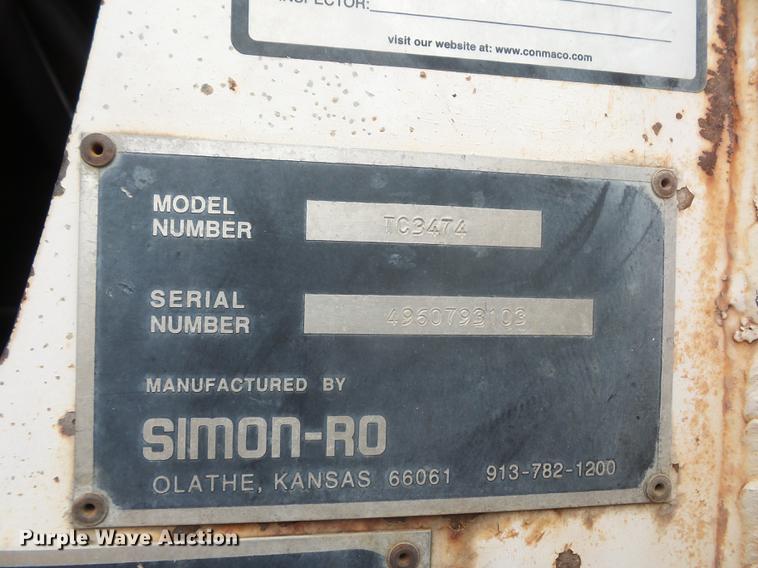 image for item DD9063 1989 Ford LT8000 crane truck