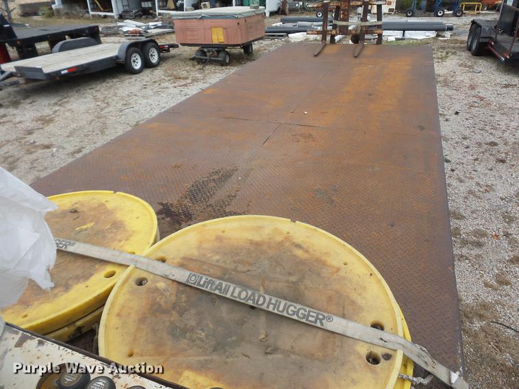 image for item DD9063 1989 Ford LT8000 crane truck