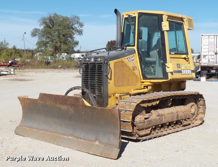 image for item DD9501 2001 John Deere 650H LT dozer