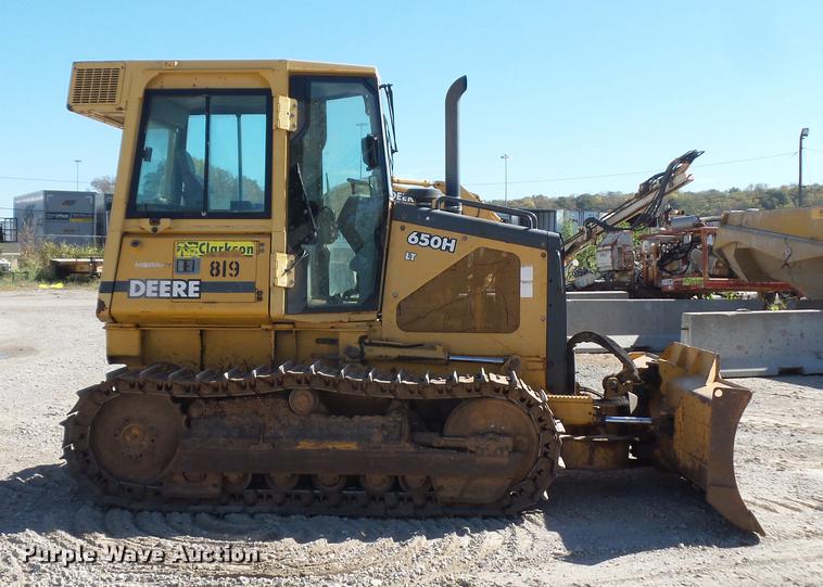 image for item DD9501 2001 John Deere 650H LT dozer